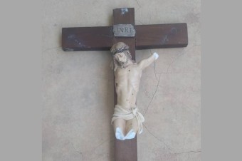 Džihádisti ničili kríže a hrozili, že ak niekto v seminári zostane, zabijú ho
