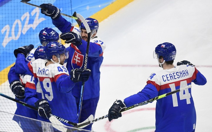 Slovenskí hokejisti postúpili do štvrťfinále, Nemcov zdolali 4:0