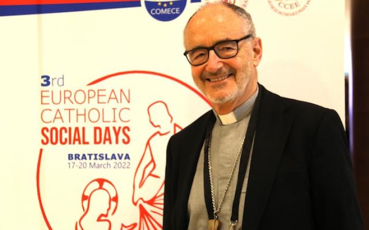 Kardinál Michael Czerny, ktorý vystúpil na katolíckych sociálnych dňoch v Bratis