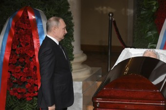 Putin smútil za nacionalistom Žirinovským