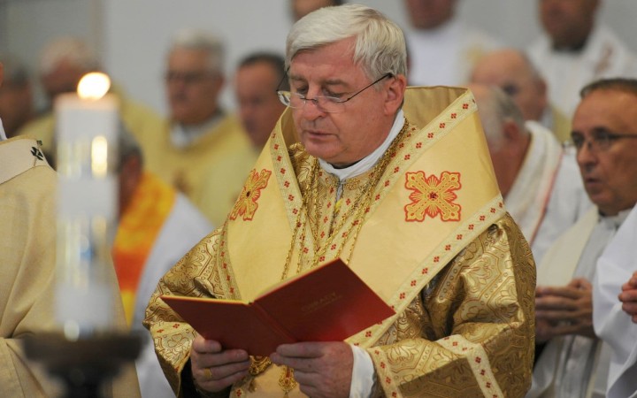 Pápež František prijal rezignáciu arcibiskupa Jána Babjaka