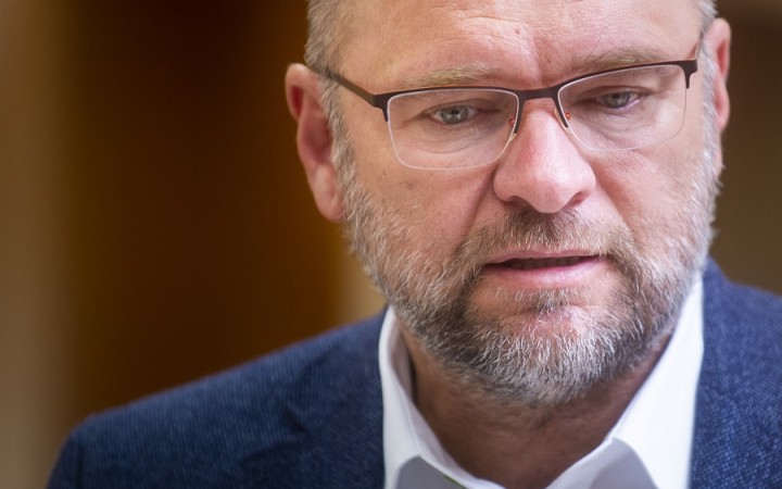 Sulík podporuje znížiť spotrebné dane na benzín, naftu, aj na potraviny