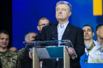 Ukrajinské úrady údajne nedovolili exprezidentovi Porošenkovi opustiť krajinu