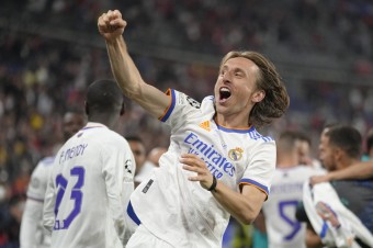 Real Madrid zdolal vo finále Liverpool 1 : 0 a získal rekordný 14. titul