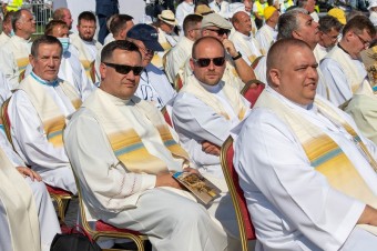 Správcu farnosti či kaplána preloží biskup jedným papierom, farára nie
