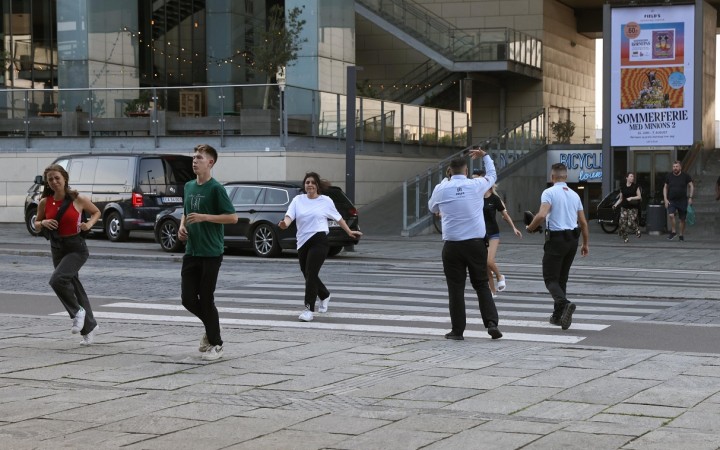 Po útoku v Kodani hlásia obete aj zranených, polícia zatkla jednu osobu