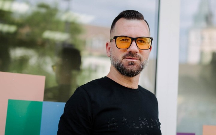 „Ceny budú pomaly stagnovať. Už začíname klientov presviedčať, aby išli s cenou 