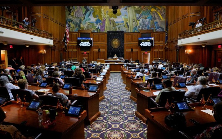 Parlament v štáte Indiana schválil takmer úplný zákaz interrupcií