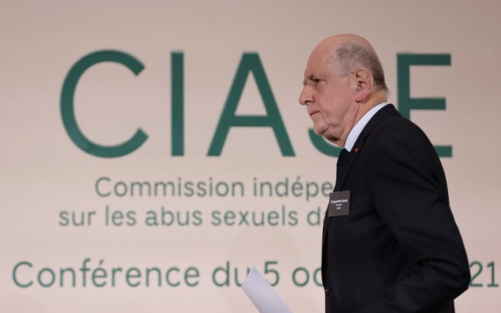 Je správa o sexuálnom zneužívaní v cirkvi vo Francúzsku ideologicky zaujatá?