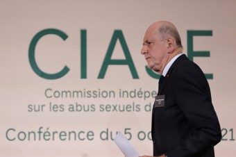 Je správa o sexuálnom zneužívaní v cirkvi vo Francúzsku ideologicky zaujatá?