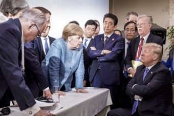 Tlačiť Európanov do výdavkov na obranu? Je to Trumpova povinnosť