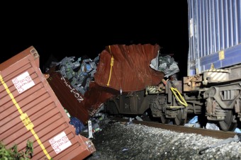 Pri zrážke vlakov v Chorvátsku zomreli traja ľudia, vyše desať osôb sa zranilo