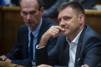 V koalícii sú pripravení v rámci tichej podpory zvoliť Tarabu, tvrdí Zemanová