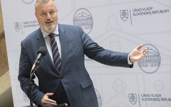 Poslanci schválili Krajniakovu novelu o sociálnom poistení