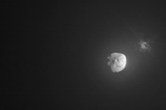 Sonde NASA sa podarilo vychýliť dráhu asteroidu Dimorphos