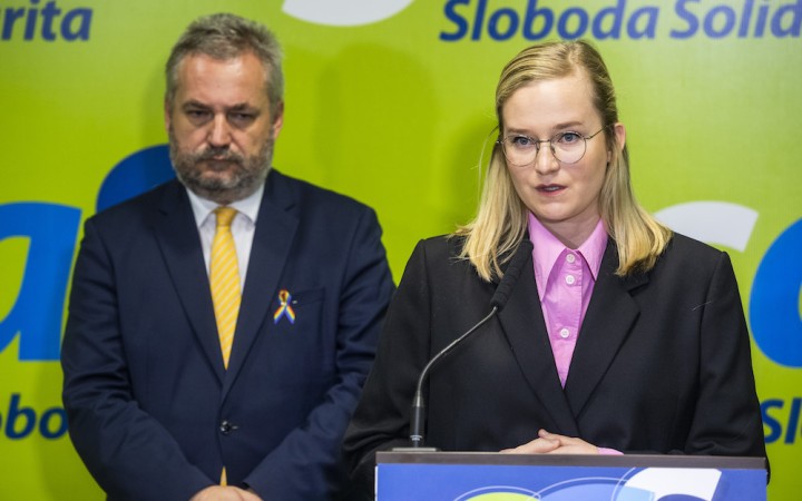 SaS chce zlepšiť postavenie LGBTI komunity, navrhuje partnerské spolužitie