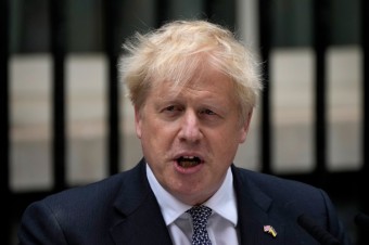 Boris Johnson sa bude zrejme opäť uchádzať o post premiéra, píšu The Times