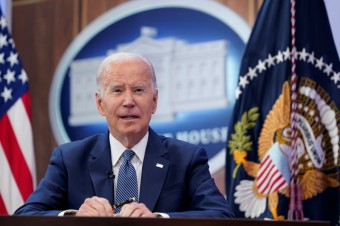 Nejde len o Ukrajinu, ide o východnú Európu, odkázal Biden republikánom