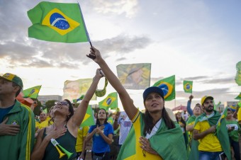 Podporovatelia brazílskeho prezidenta Jaira Bolsonara zablokovali cestné komunik