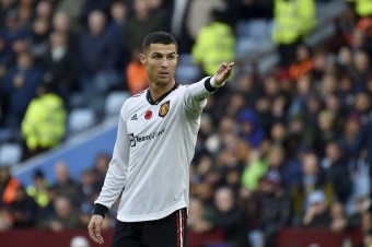 Cristiano Ronaldo skončil s okamžitou platnosťou v Manchestri United