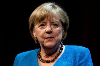 Merkelová chcela ešte pred vojnou stretnutie európskych lídrov spolu s Putinom