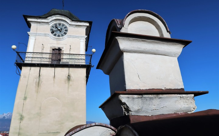 Popradský Kostol sv. Egídia i vedľa stojaca zvonica potrebujú obnovu