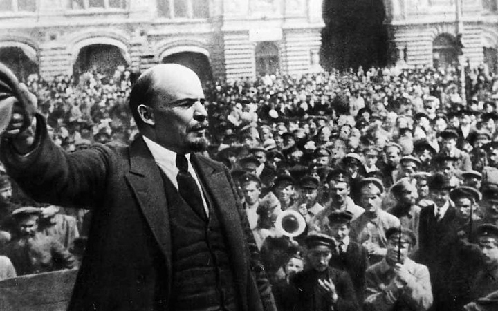 Sovietsky zväz opanuje celú planétu, hotovali sa pred sto rokmi boľševici
