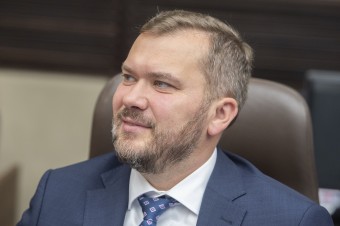 Budem rešpektovať vývoj situácie, nie som prilepený k žiadnej stoličke