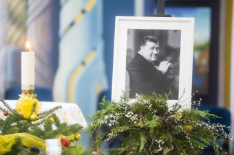 Na poslednú rozlúčku prišli biskupi aj politici, príhovor mal Heger i nuncius