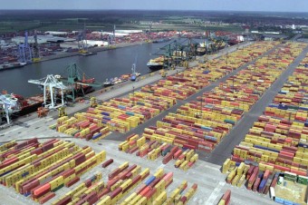 110 ton kokaínu v Antverpách a tisíc mŕtvych v USA týždenne. Kam to povedie?