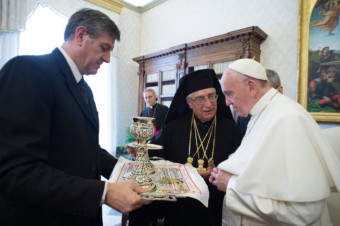 Usilujte sa robiť všetko pod vedením biskupa