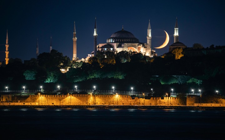 Vzťahy kresťanstva a islamu potrebujú pamäť, odvahu i realizmus