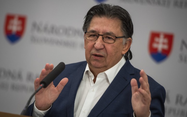 Budaj a Srholec. 50 odtieňov zmluvy s diablom