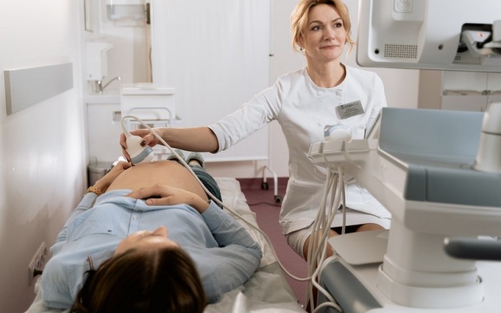 Pro-life centrá pomáhajú rýchlejšie a lacnejšie ako potratové kliniky