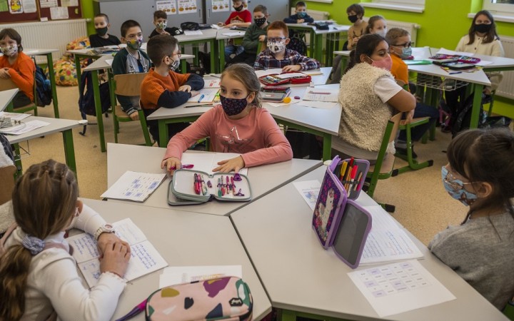 V základnej škole v Hlohovci testujú február bez domácich úloh