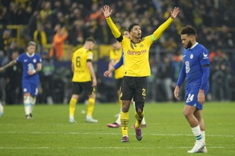 Futbalisti Borussie Dortmund zvíťazili v úvodnom osemfinálovom stretnutí Ligy ma