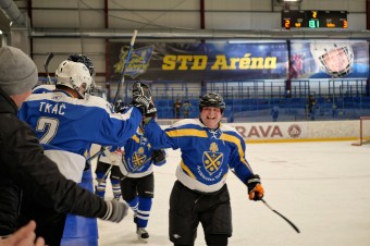 V sobotu bol vo Vranove nad Topľou charitatívny hokejový turnaj kňazov 