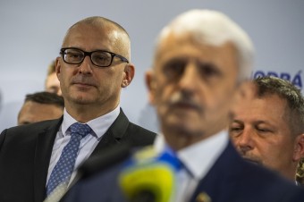 Dzurinda vycúval z Modrej koalície, Kollár už rokuje o strane s Hegerom