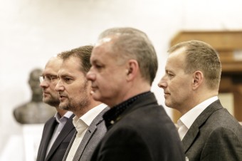 Slovenská literárna klasika, varujúca podnikateľov pred vstupom do politiky
