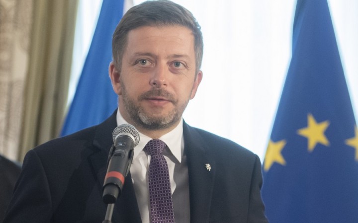 Deti na zdravý vývoj potrebujú otca i matku, píše žena vychovaná lesbami