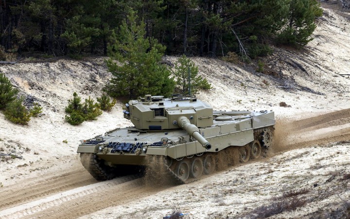 Španielsko dodá Ukrajine po Veľkej noci šesť tankov Leopard 2A4