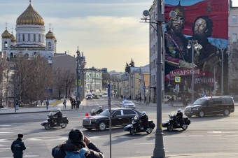 Moderátor navrhol raketový útok na Bratislavu, slovenská vláda vraj neexistuje