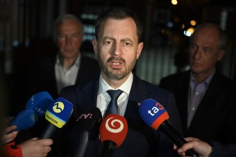 Nešťastie v bani v Novákoch bude prešetrovať krajská prokuratúra. Na brífingu to