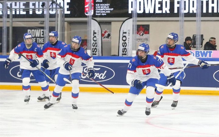 Slováci prehrali v semifinále s USA hladko 1:7, budú hrať o bronz