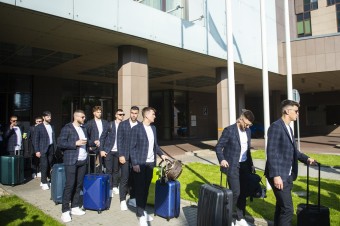 Slováci odleteli do Rigy, v hre je stále príchod Tatara a Nemca