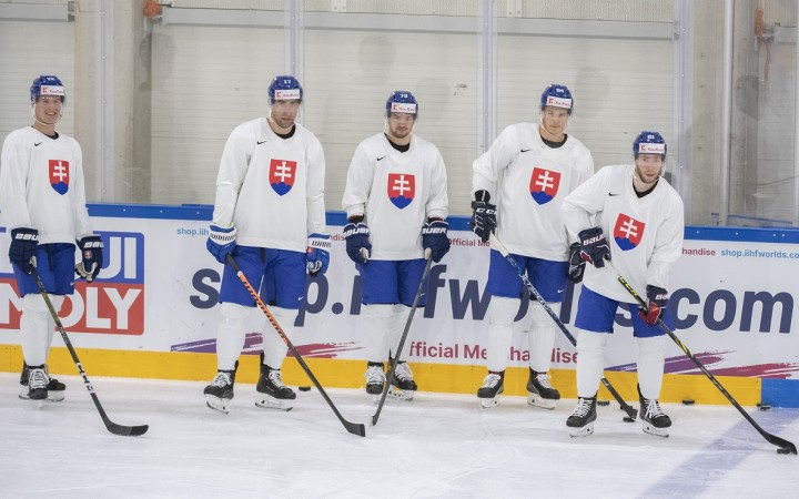 Trénerský štáb slovenskej hokejovej reprezentácie definitívne uzavrel súpisku pr