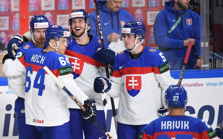 Slováci zdolali Slovincov 1:0 a udržali si šancu na postup