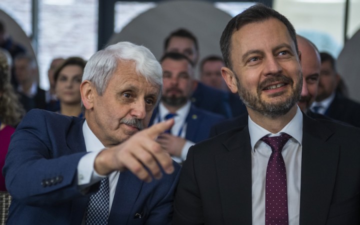 Modrí, Most-Híd a Maďarské fórum ponuku na spájanie odmietli, oznámili Demokrati