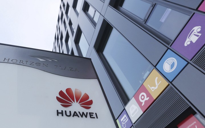 USA oficiálne obvinili spoločnosť Huawei a jej finančnú riaditeľku z podvodov
