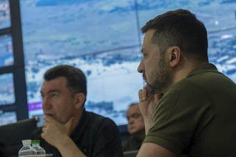 Zelenskyj kritizuje OSN a Červený kríž, že nepomáhajú po zničení priehrady